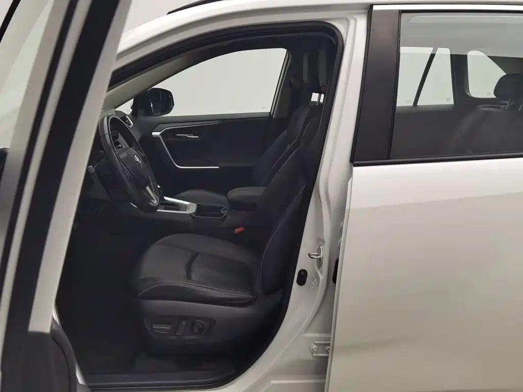 Toyota RAV4, миниатюра 10