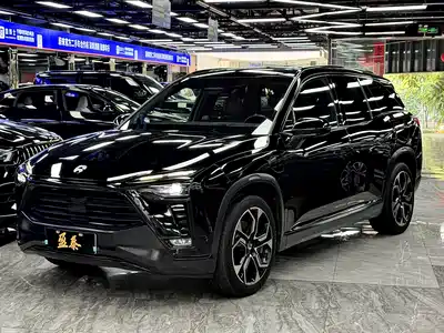 NIO ES8