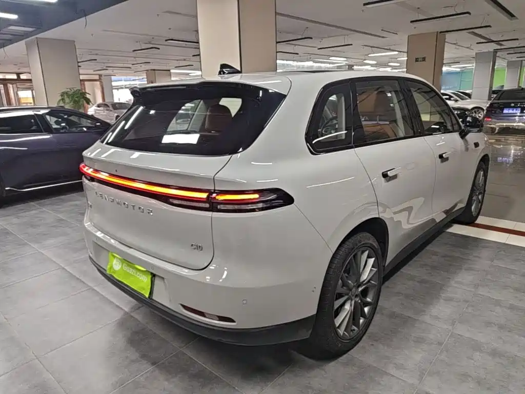 Фото 7 - Leapmotor C10