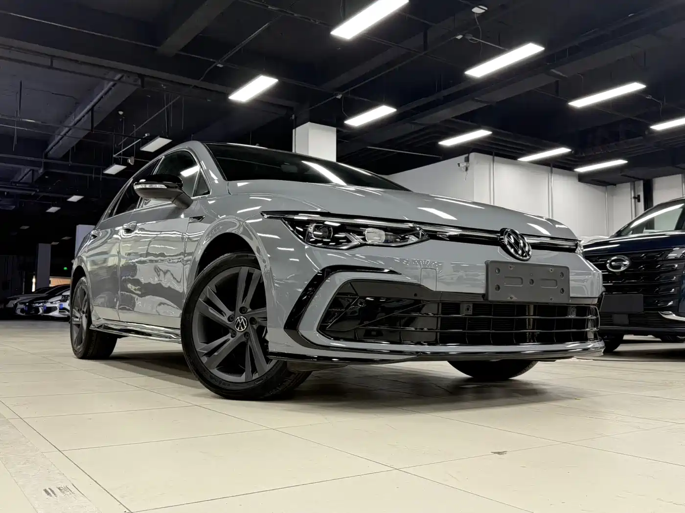 Volkswagen Golf 2021 280TSI DSG R-Line фото 2