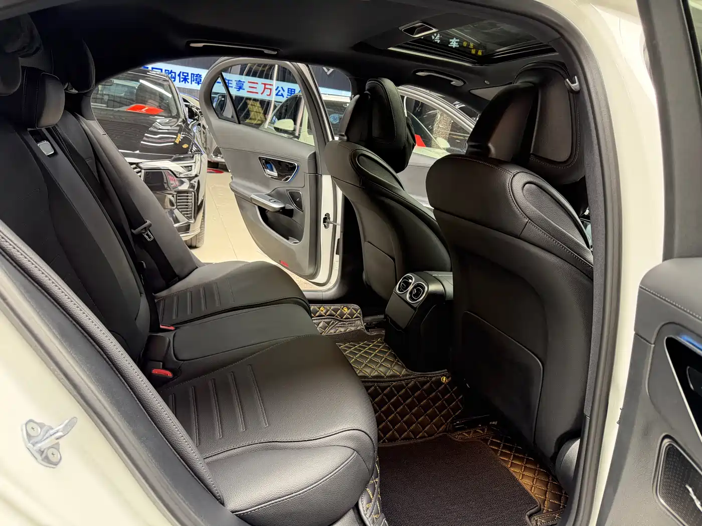 Mercedes-Benz C-Class 2024 Facelift C 200 L Sport фото 19