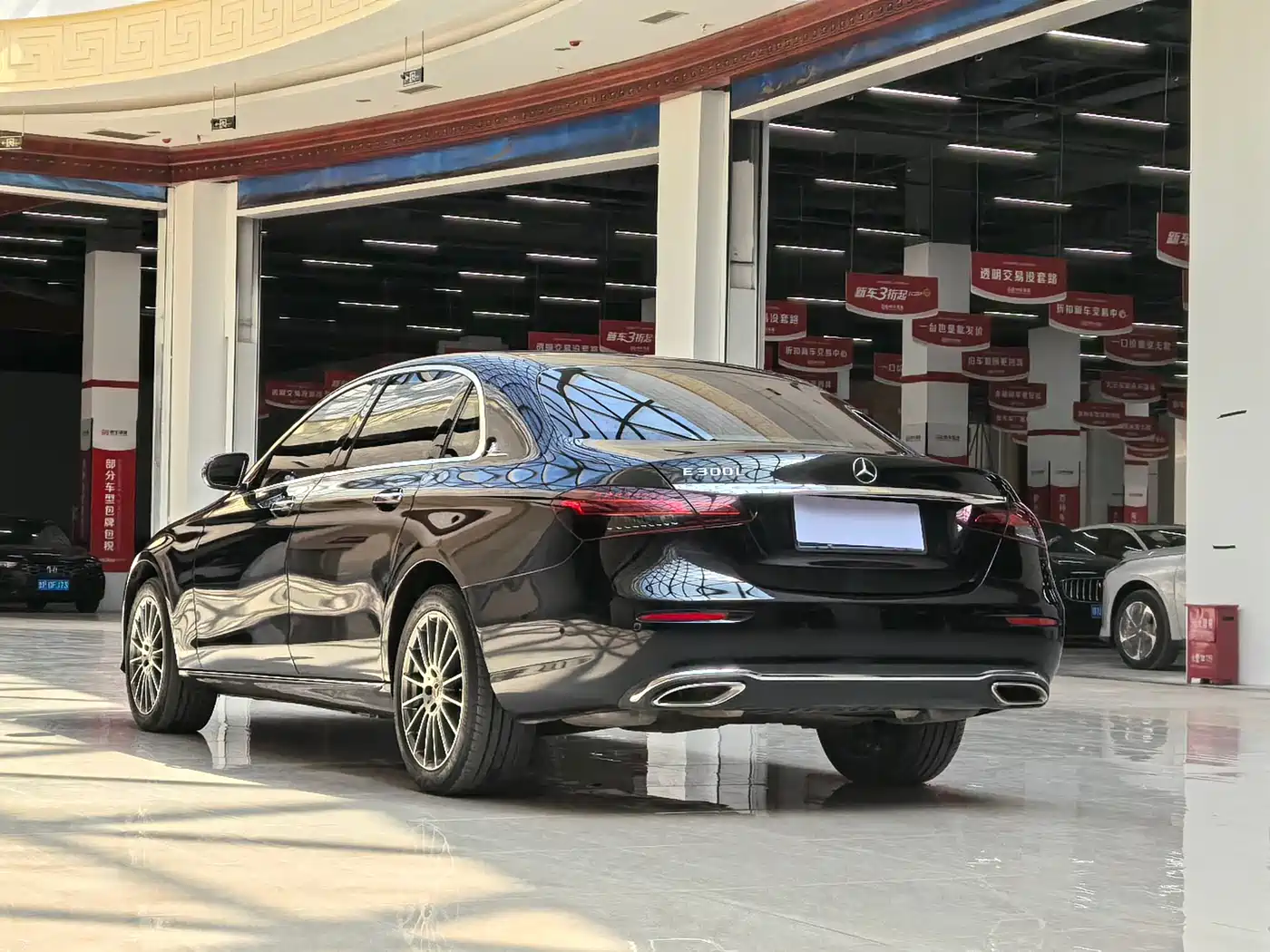 Mercedes-Benz E-Class 2023 Facelift E 260 L фото 8