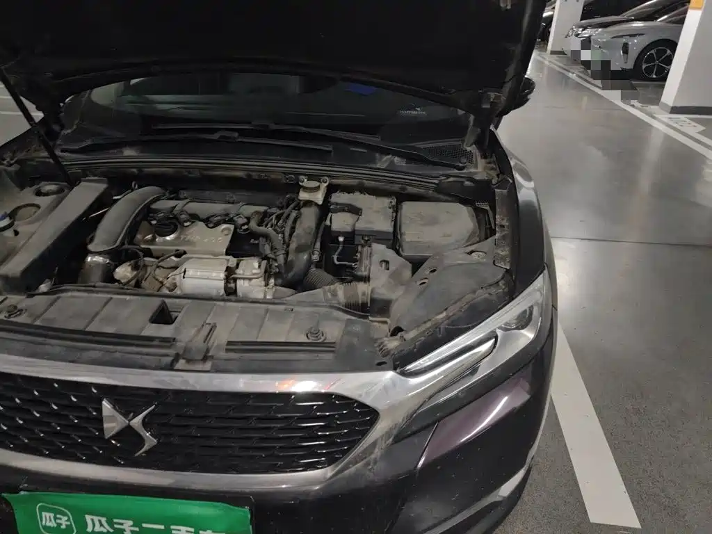 DS 6 2015 2014 1.6T Luxury Edition THP200