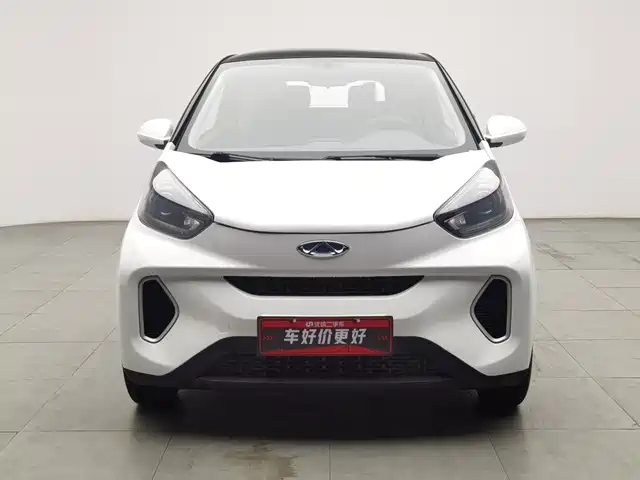 QQ New Energy Little Ant 2019 4-Seater Smart Enjoy Edition 35kWh — фото 3