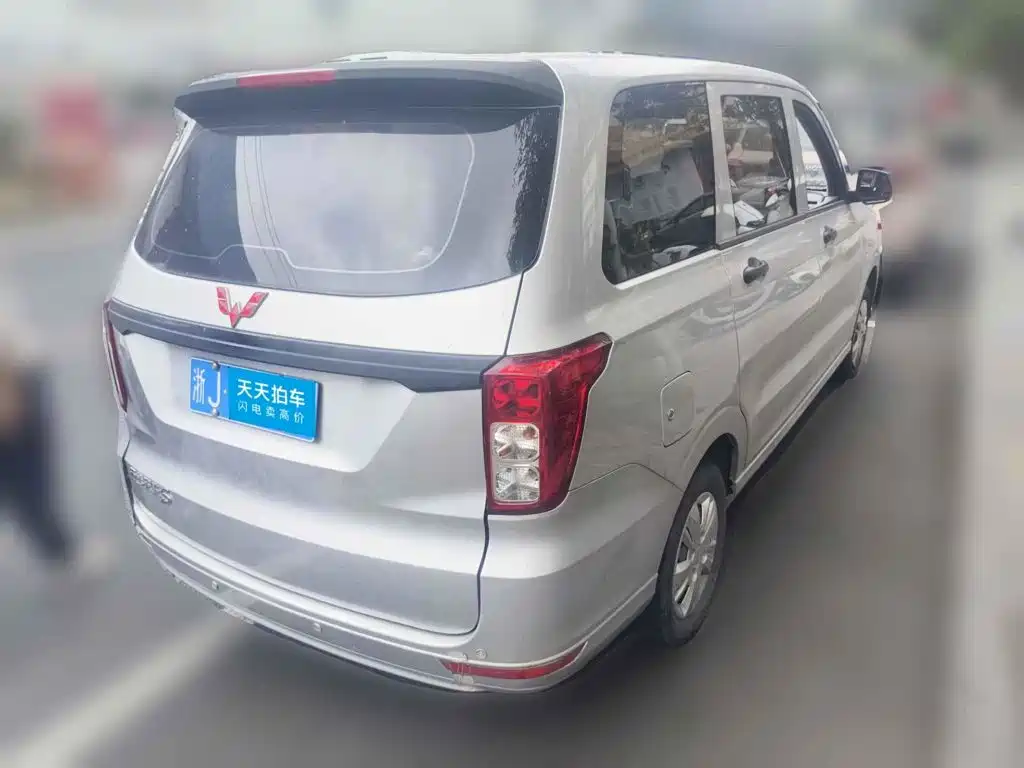 Фото 2 - Wuling Motors Wuling Hongguang