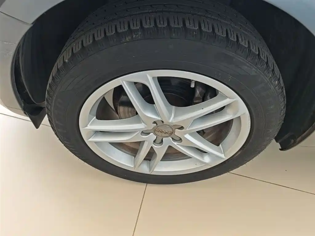Audi Q5 2017 Plus 40 TFSI Technology фото 23