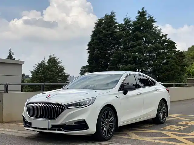 Hongqi H5 Классика, 1.5T DCT, Флагманский стиль