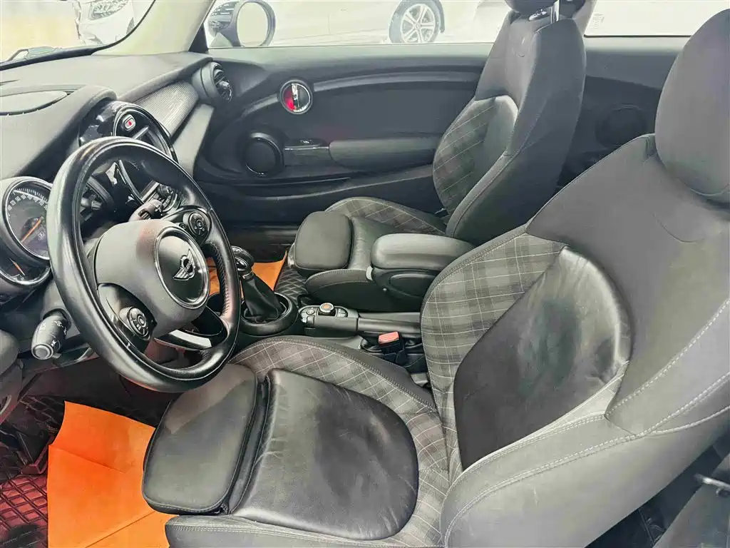 MINI 2016 1.5T COOPER фото 12
