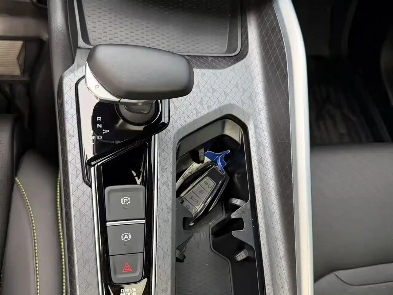 Фото 8 - Geely Preface