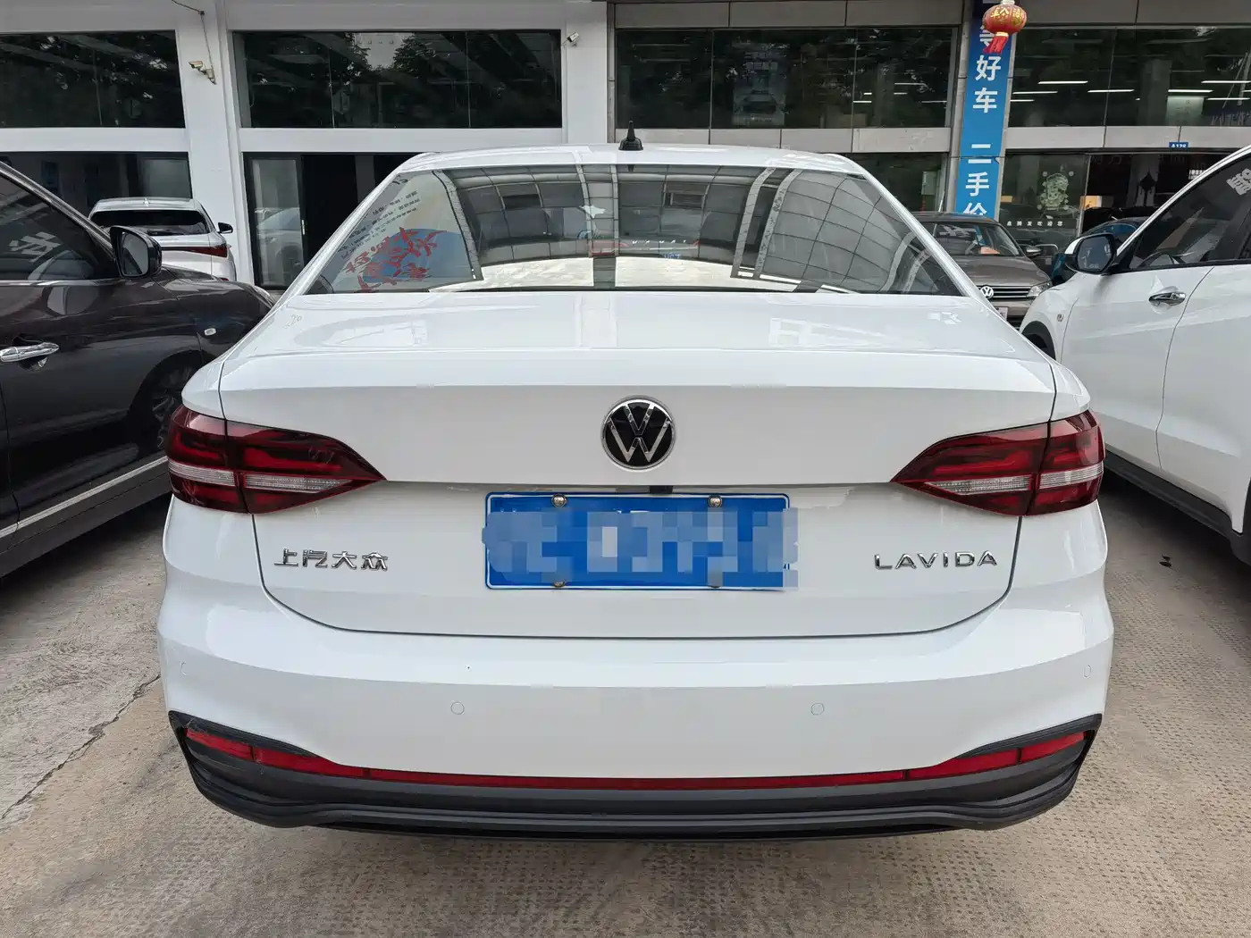 Volkswagen Lavida 2024 Model 1.5L Automatic Delight Edition фото 5