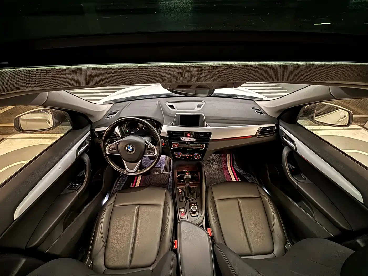 BMW X1 2019 sDrive20Li Leading Model фото 10