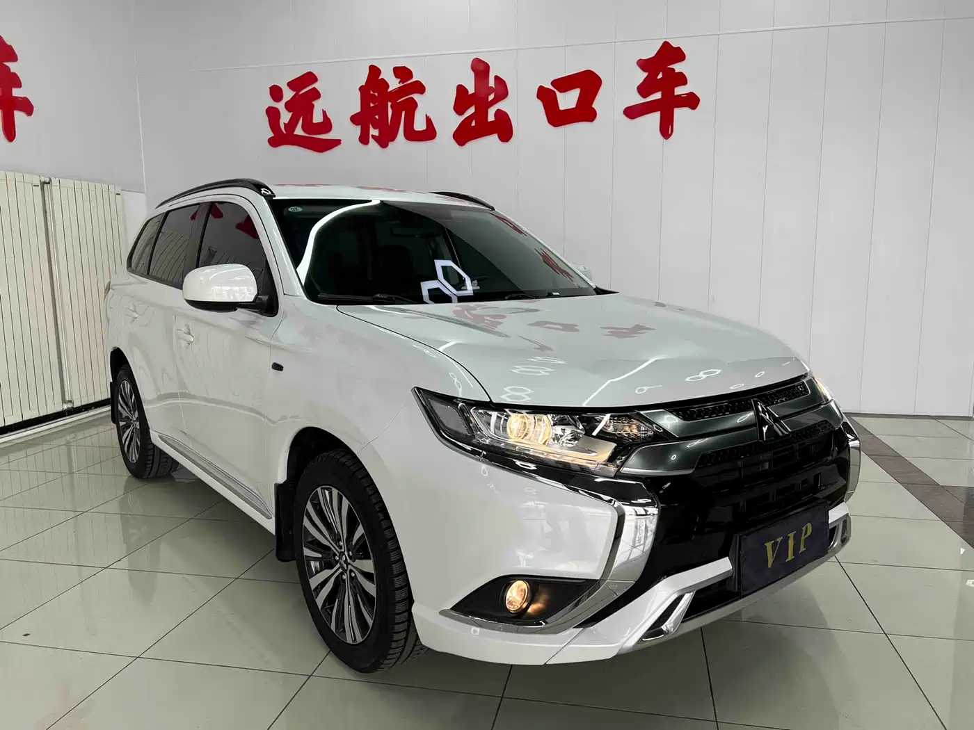 Mitsubishi Outlander 2021 Facelift 2.0L 2WD Comfort Edition 5-Seater фото 3