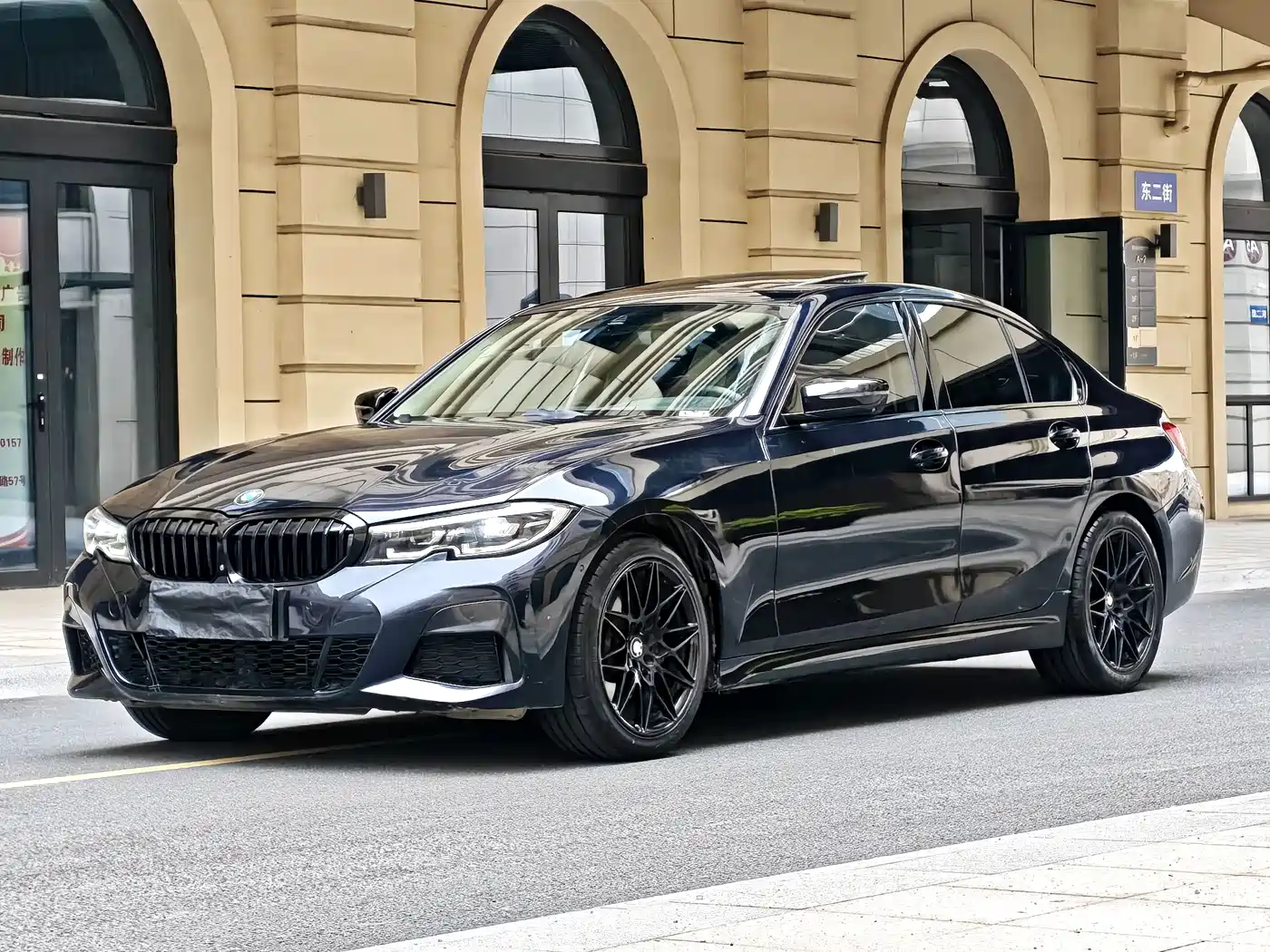 BMW 3 Series 2021 Facelift 330i M Sport Night Package фото 2