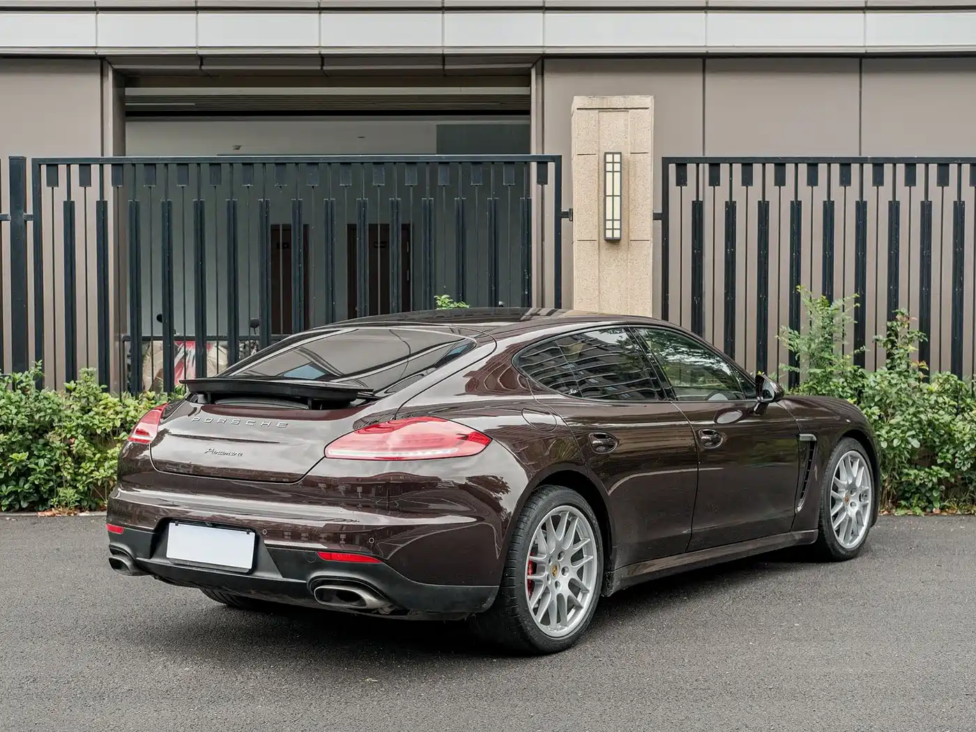 Porsche Panamera 2016 Panamera Edition 3.0T фото 6
