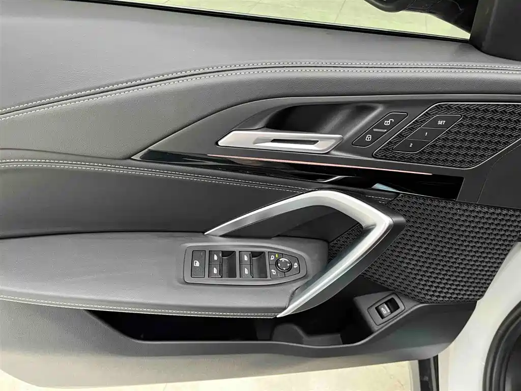 BMW X1 2023 sDrive20Li X Design Package фото 8