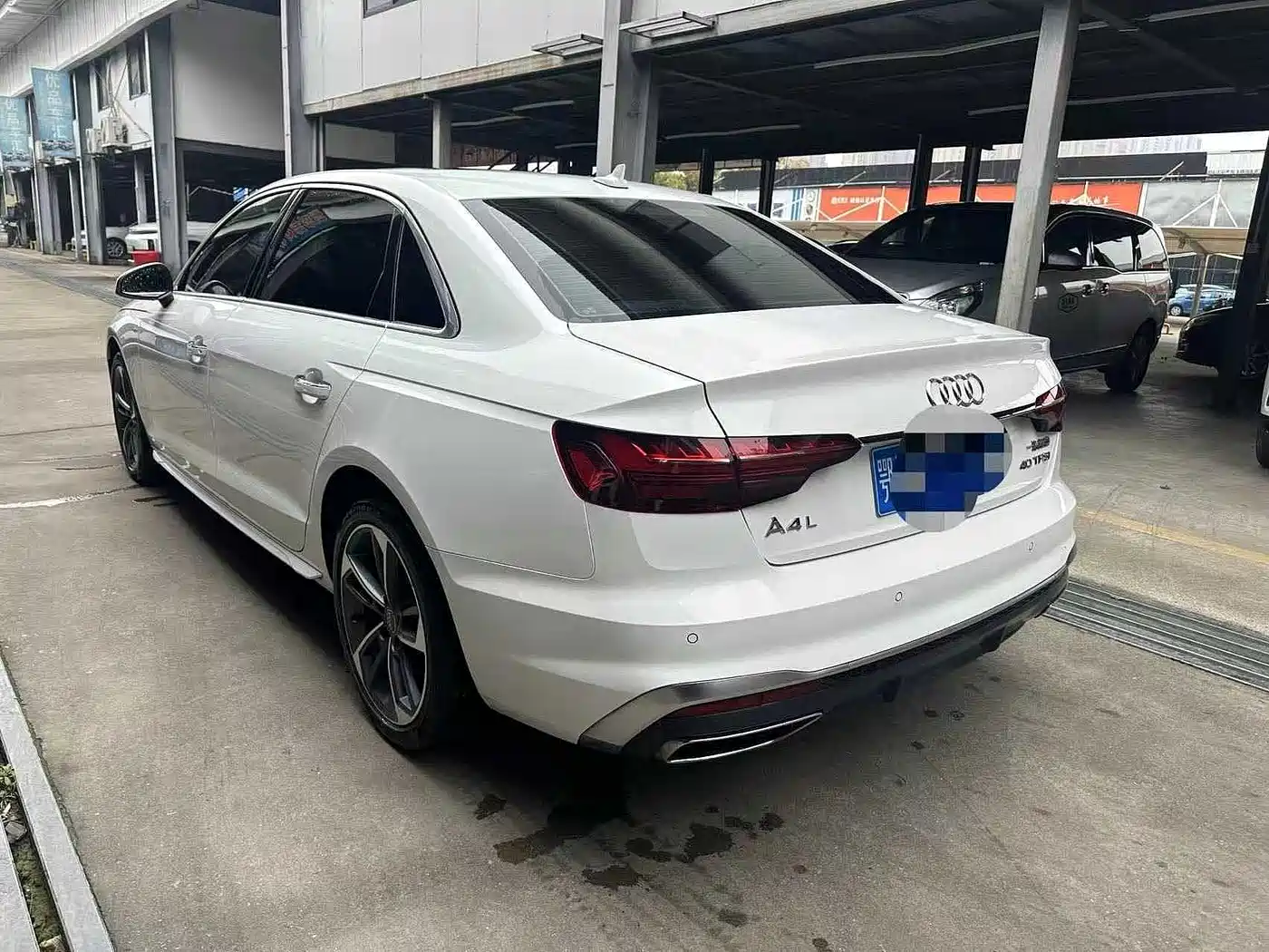 AUDI A4L