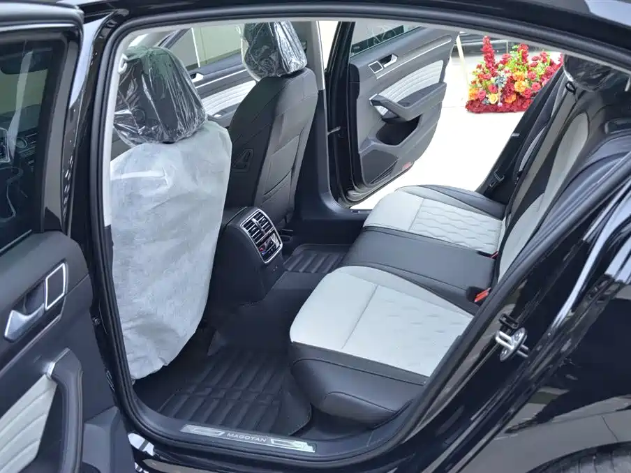 Volkswagen Magotan 2026 Model 30 Million Special Selection 380TSI DSG Luxury фото 5
