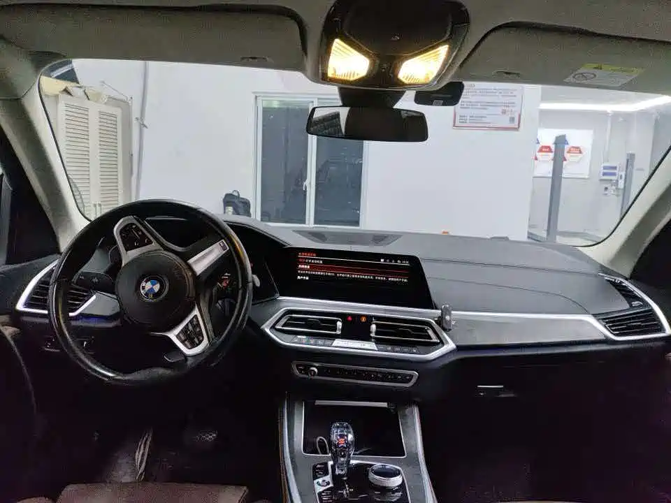 Photo 8 - BMW X5