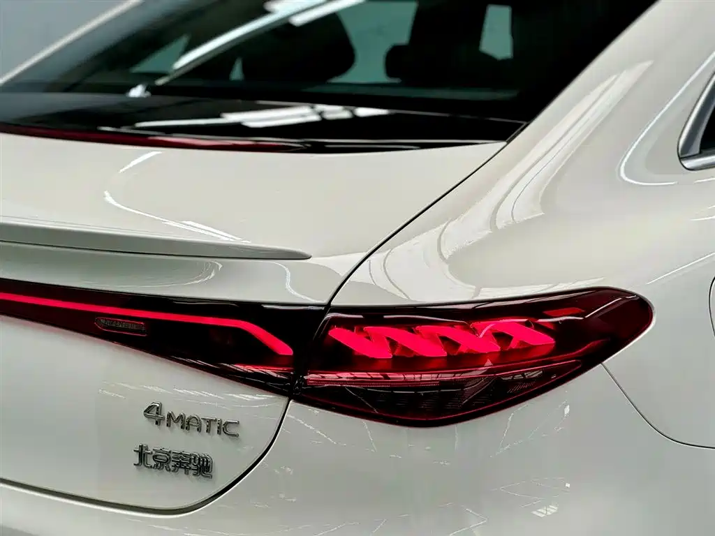 Mercedes-Benz EQE 2025 500 4MATIC Pioneer фото 5