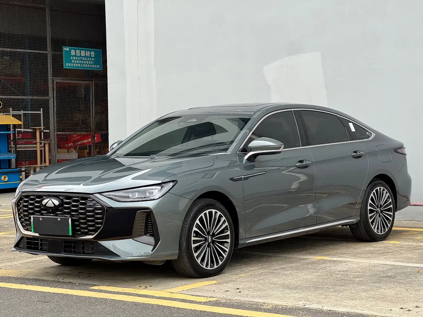 Chery Fengyun A8L 2025 1.5TGDI 145km Luxury