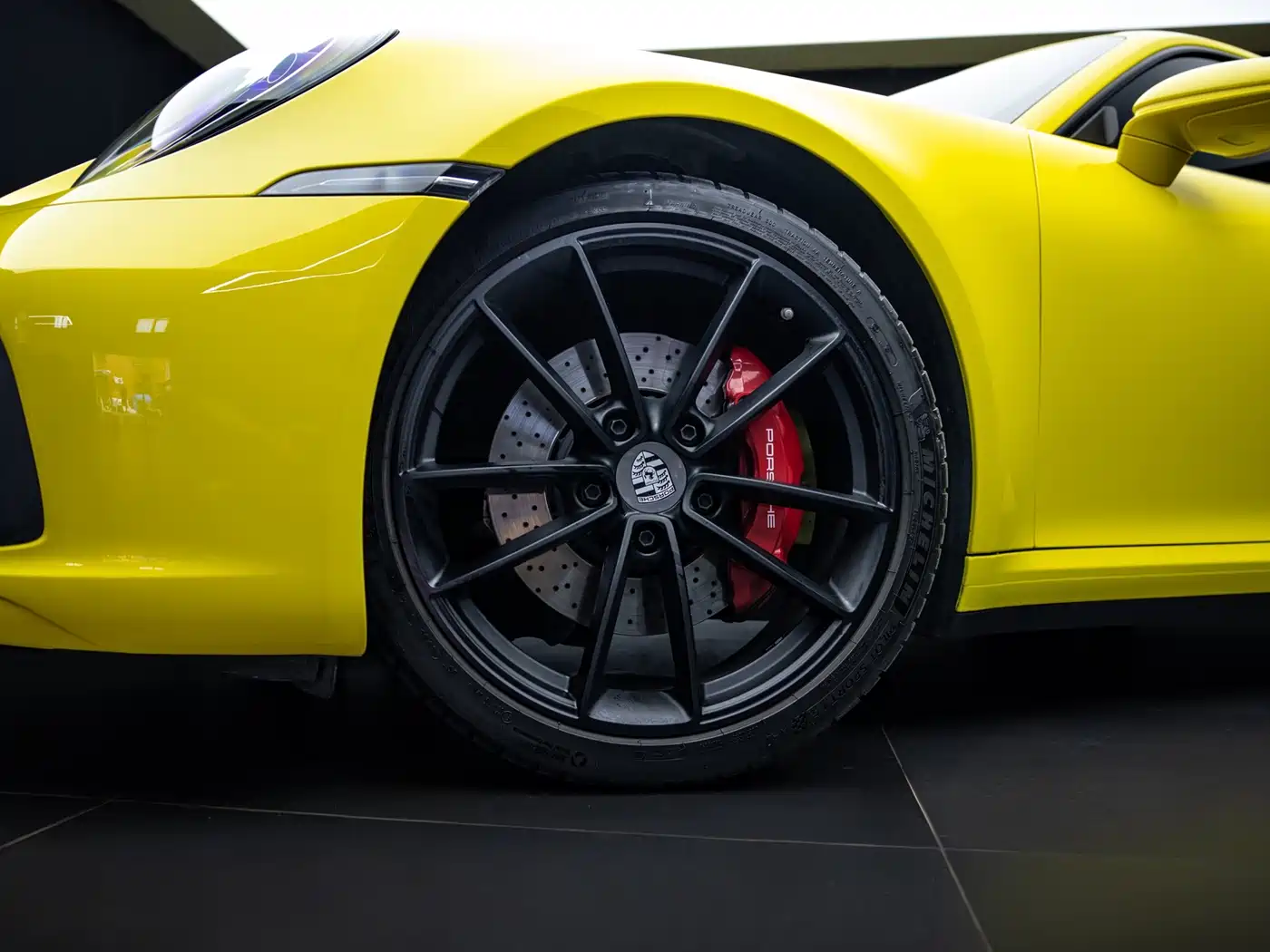 Porsche 911 2025 2023 Carrera 4S 3.0T