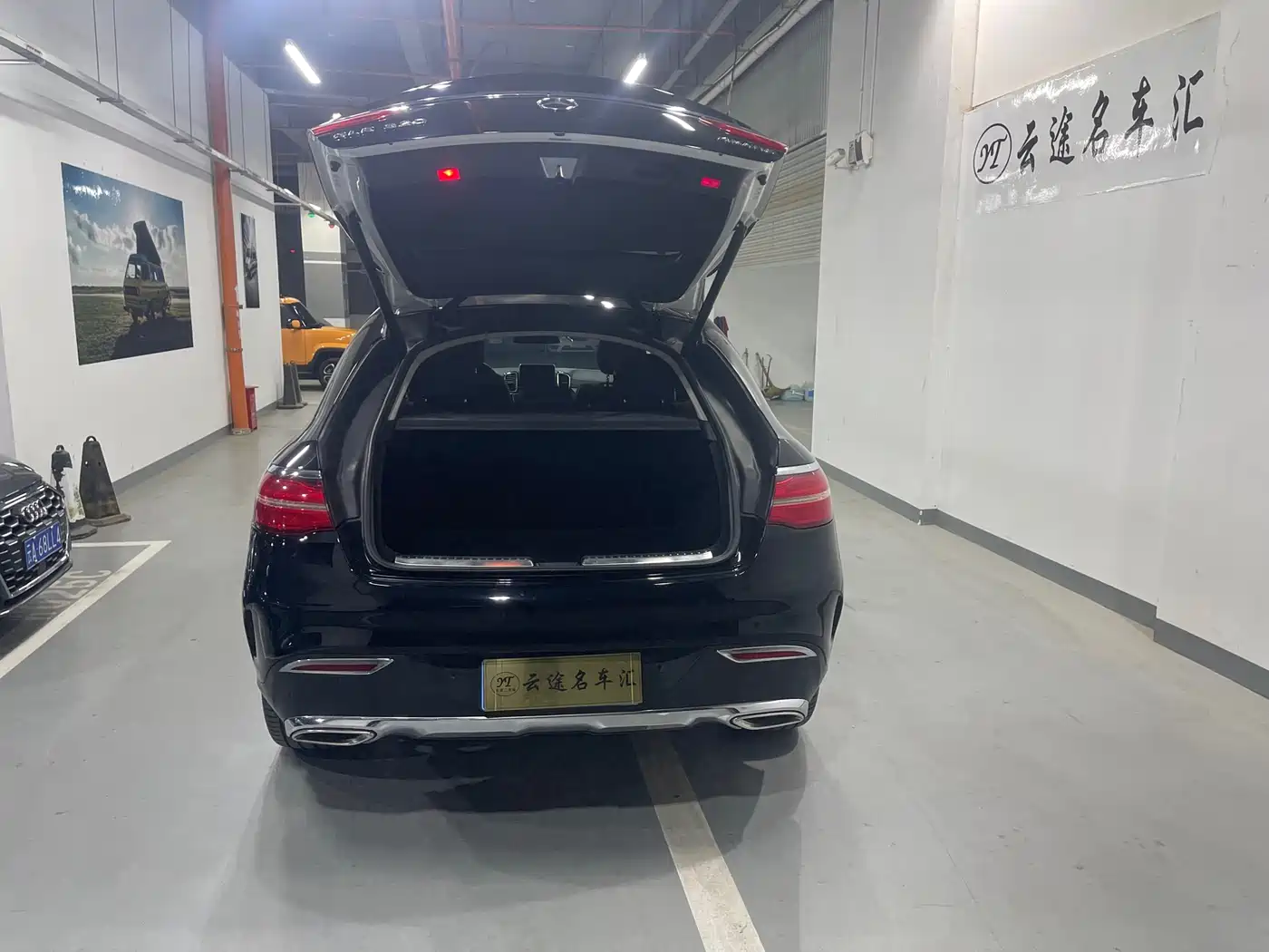 Mercedes-Benz GLE Coupe 2015 GLE 320 4MATIC Coupe SUV фото 13