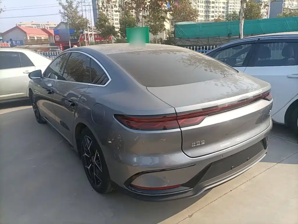 Photo 5 - BYD Han