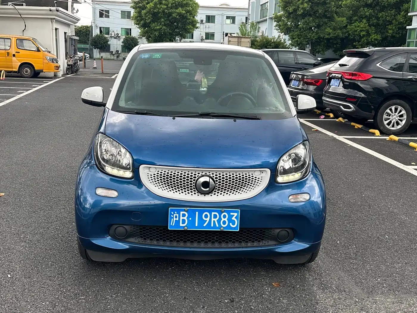 smart fortwo 2019 2019 0.9T 66kW Hardtop Wind Edition China VI