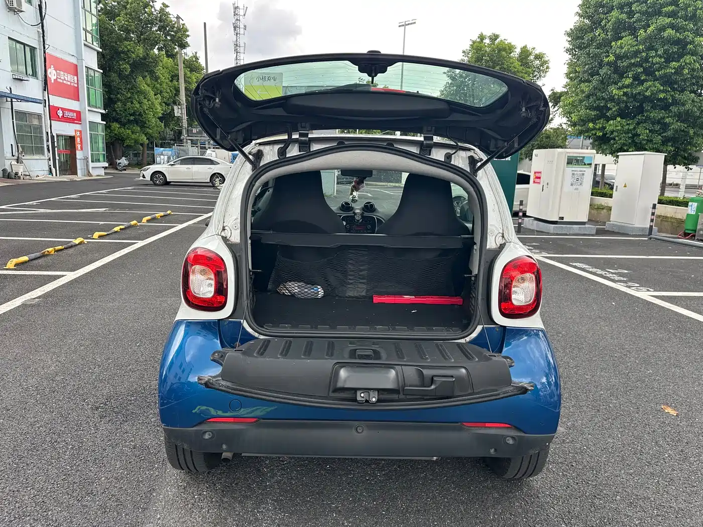 smart fortwo 2019 2019 0.9T 66kW Hardtop Wind Edition China VI