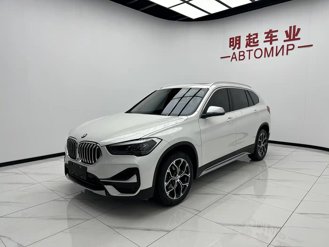 BMW X1 2022 sDrive20Li Premium фото 4