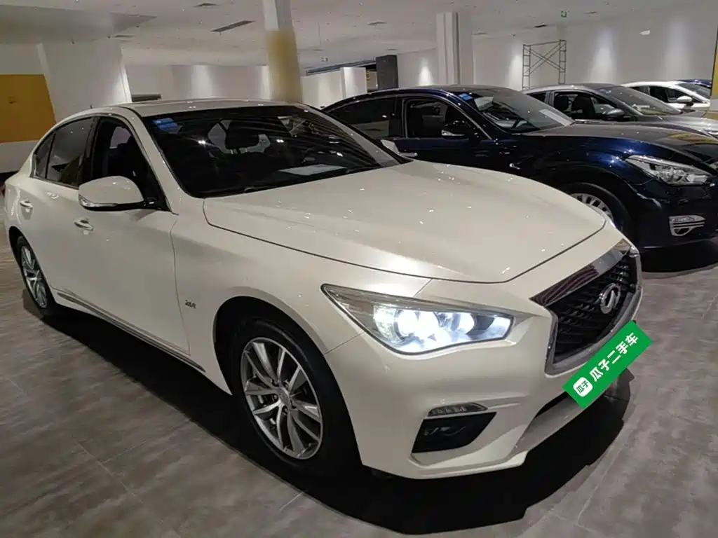 Infiniti Q50L 2018 2018 2.0T Comfort (China VI)