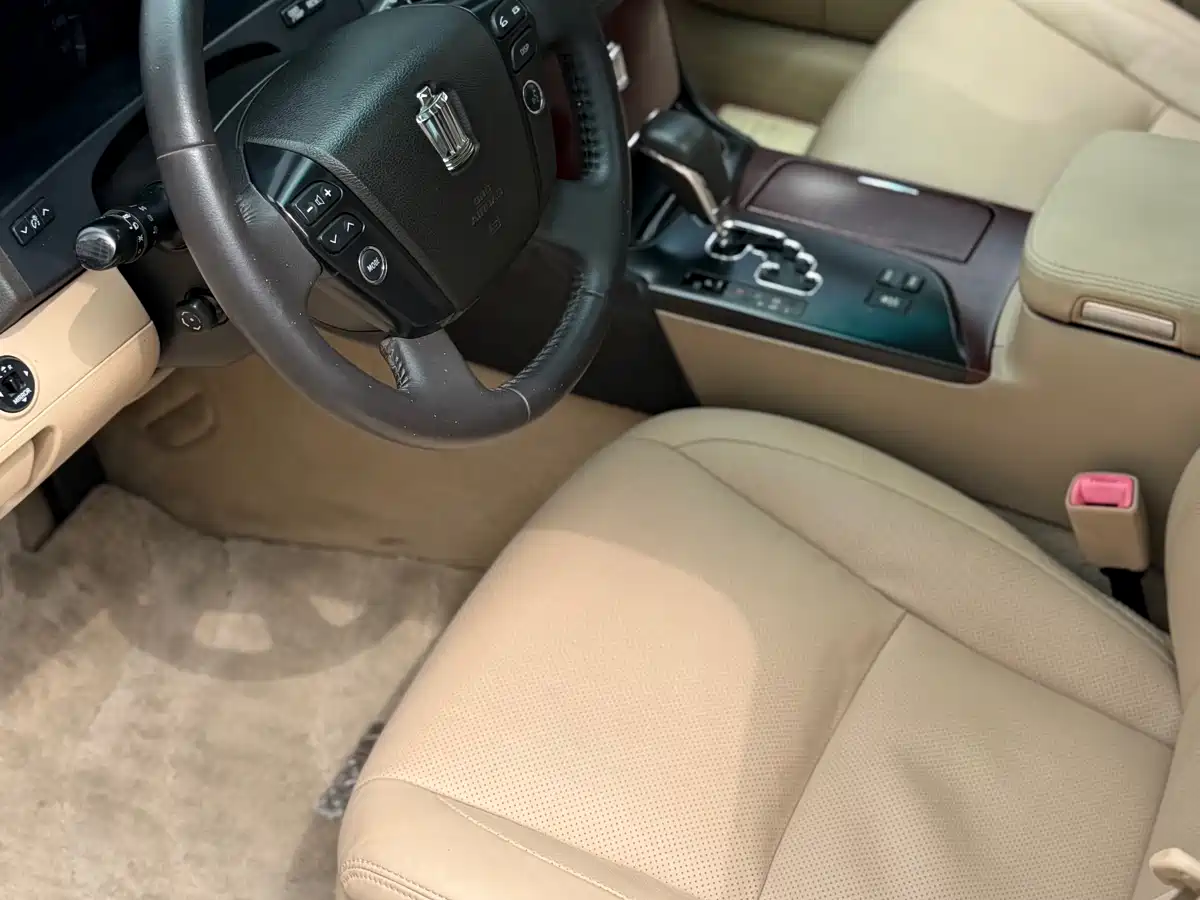 Toyota Crown 2010 3.0L Royal Saloon фото 4