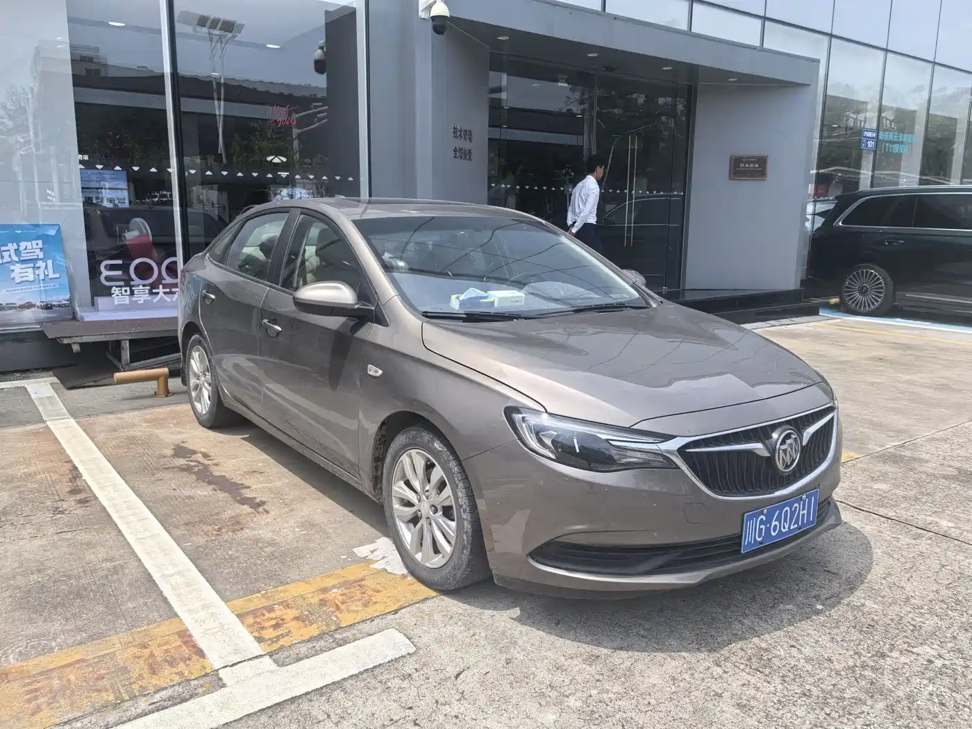 Photo 3 - Buick Excelle