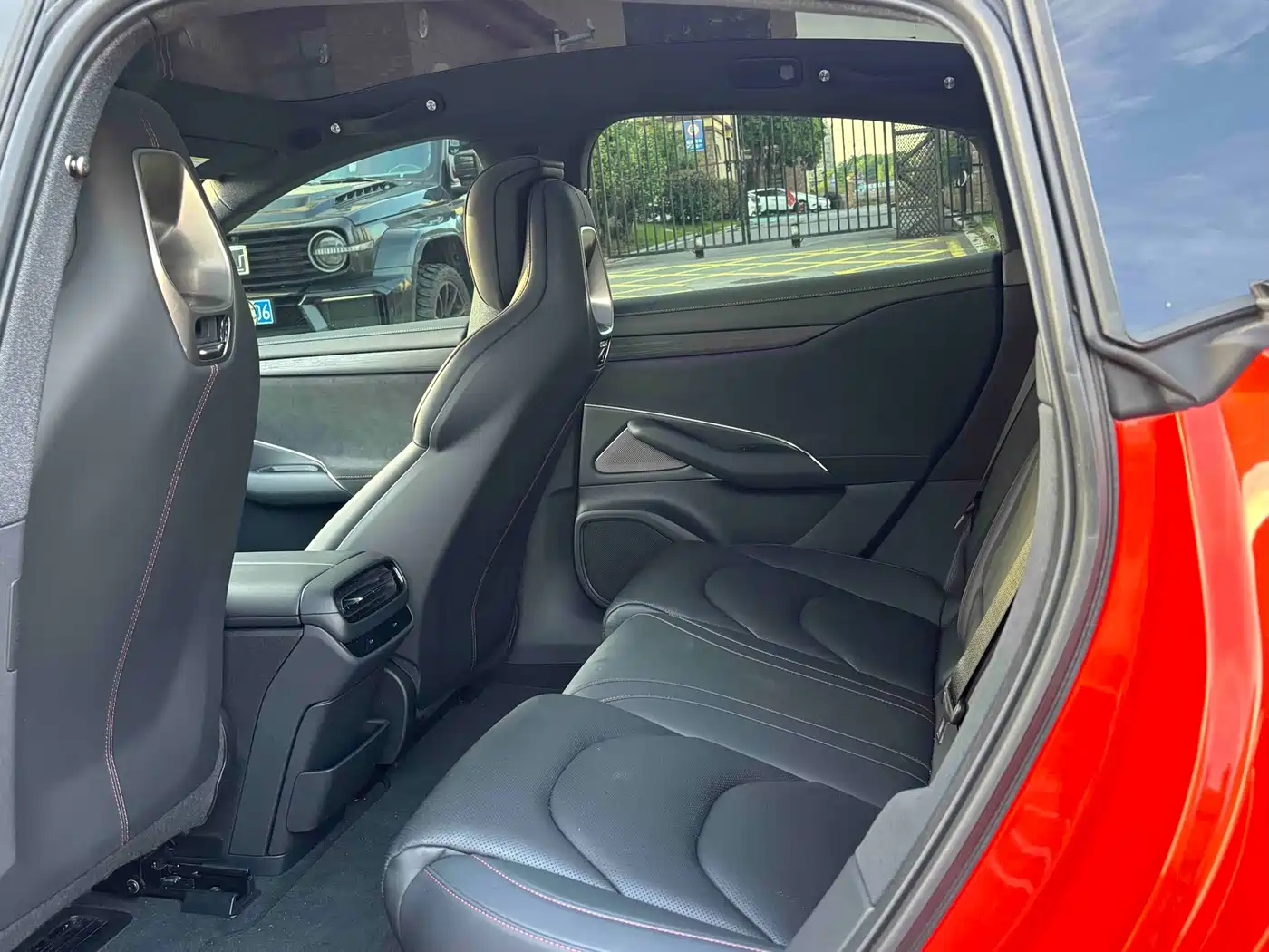 Xiaomi Auto Xiaomi SU7 2024 RWD Ultra Long Range Advanced Smart Driving Pro Edition фото 8