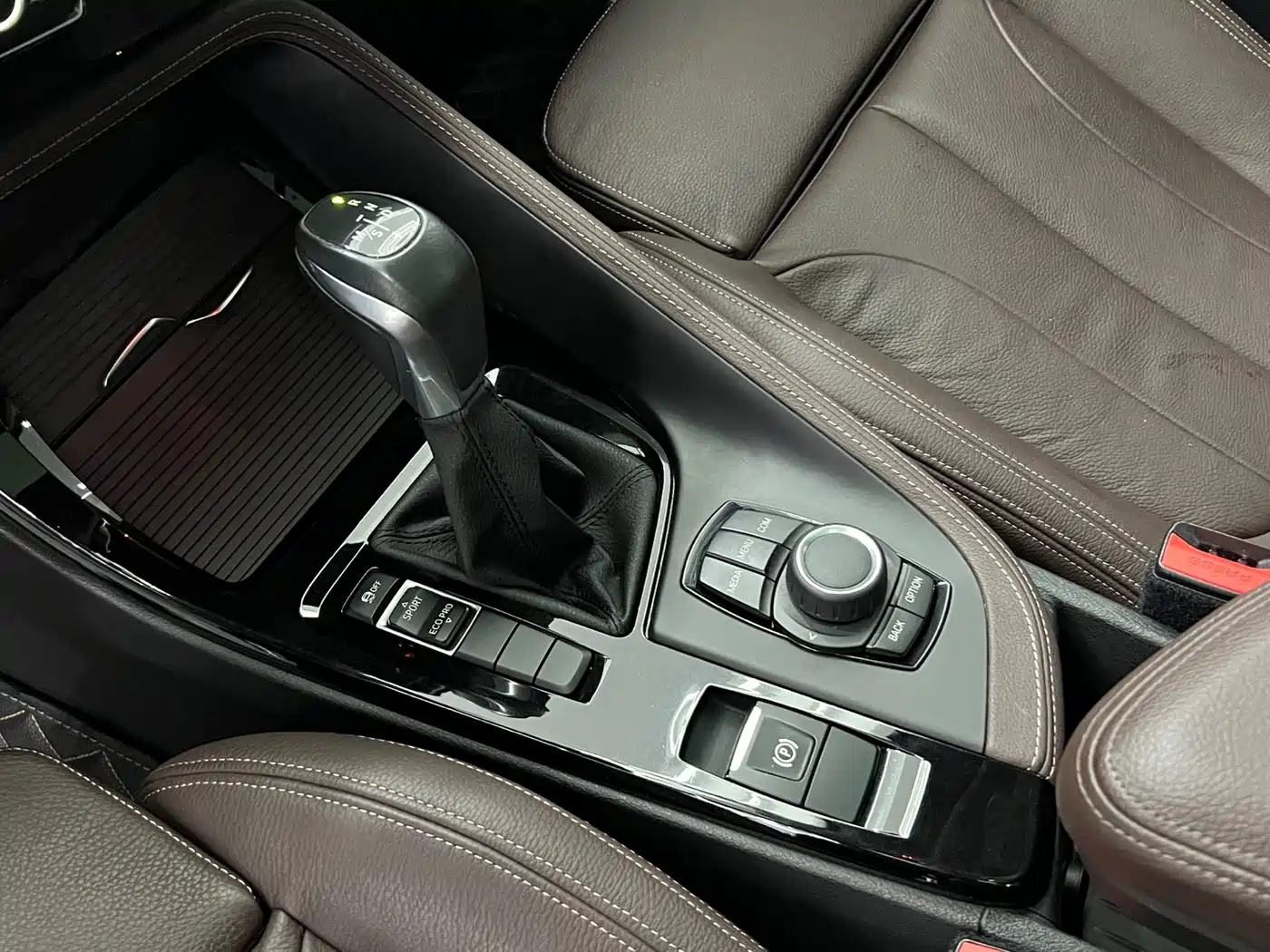 BMW X1 2018 sDrive18Li Premium Model фото 17
