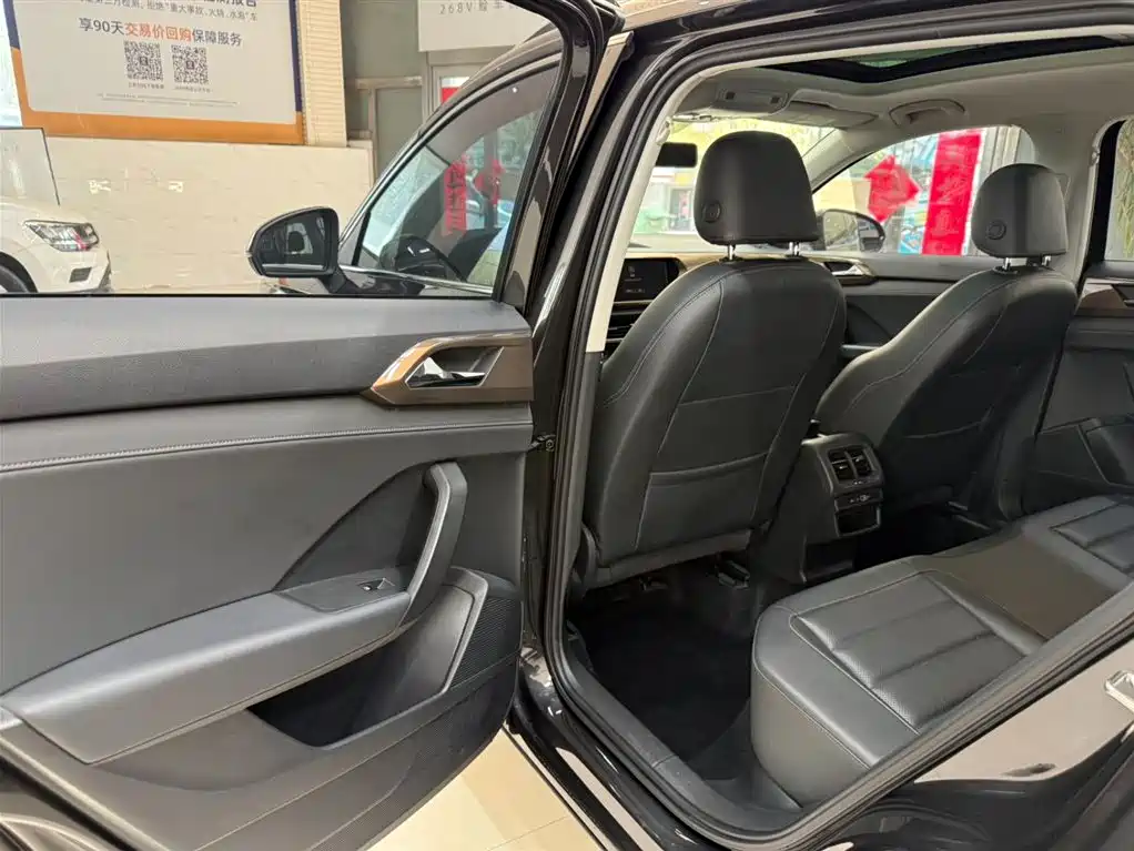 Volkswagen Tharu 2021 280TSI 2WD Luxury Plus фото 17