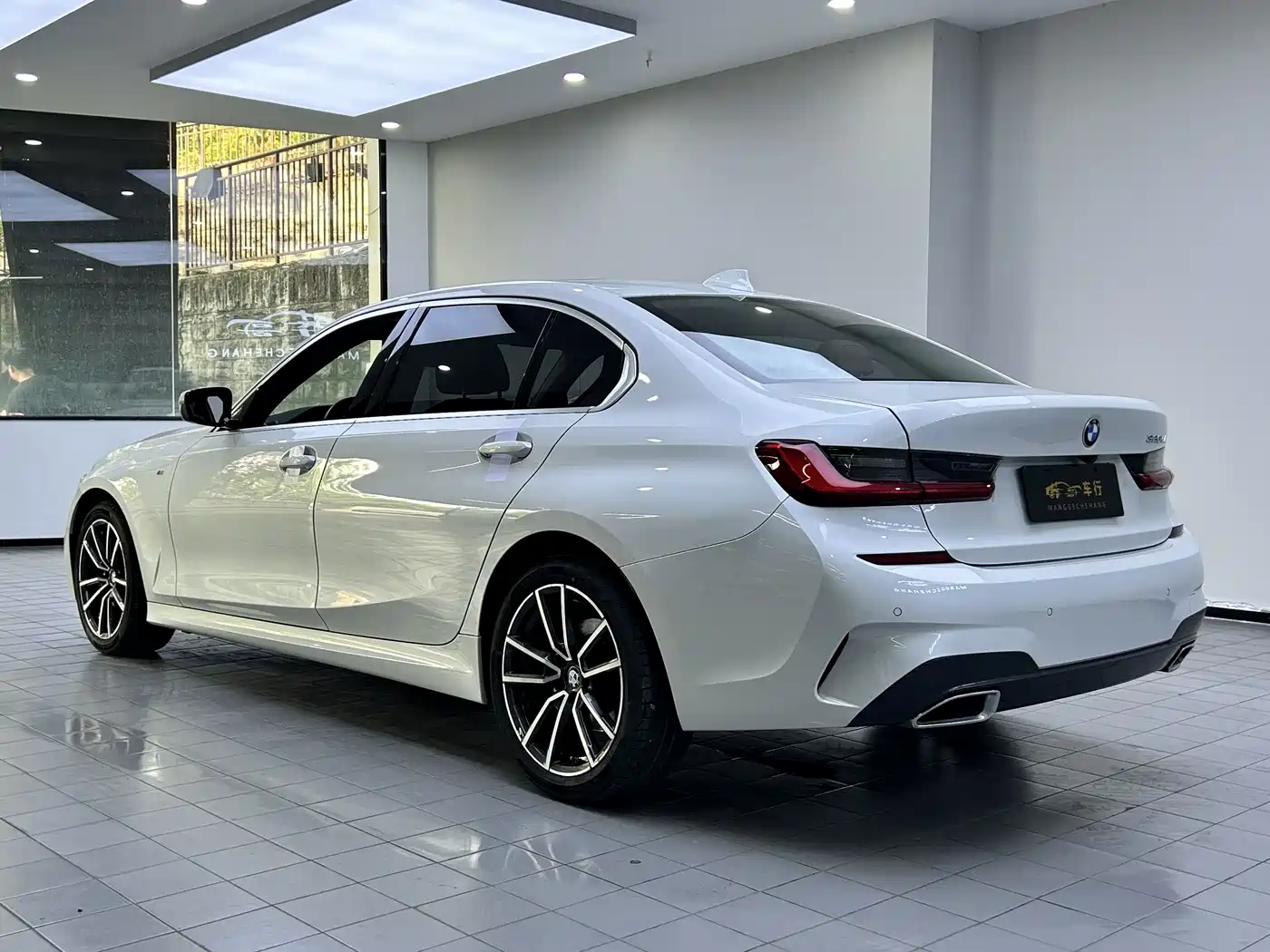 BMW 3 Series 2021 320Li M Sport Package фото 10