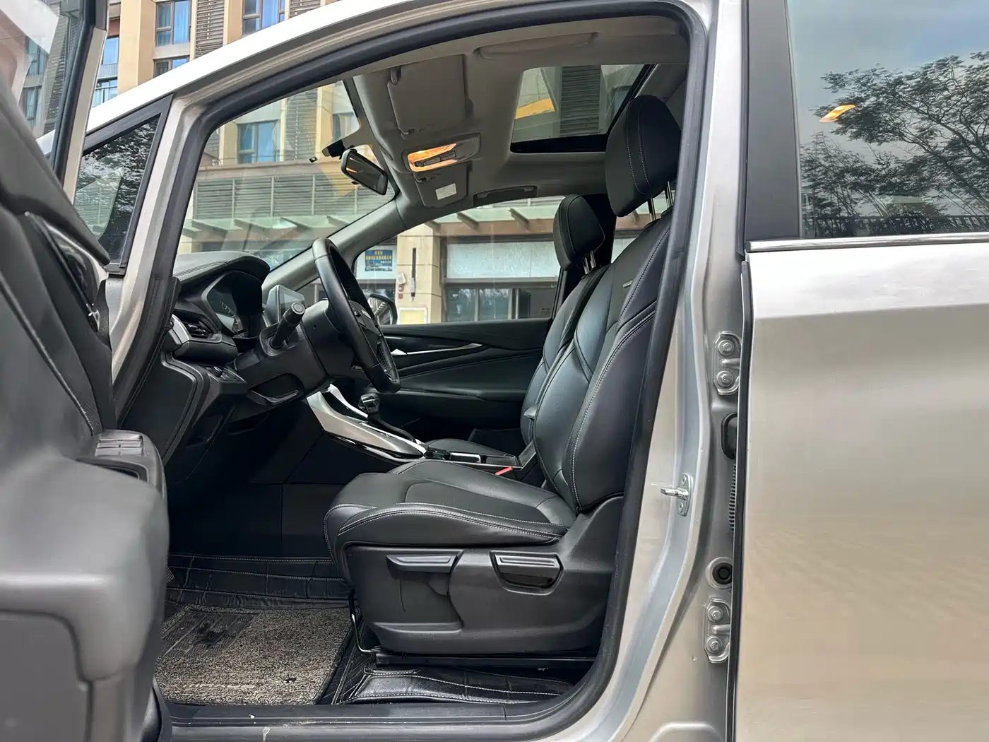 SAIC MAXUS CHASE G50