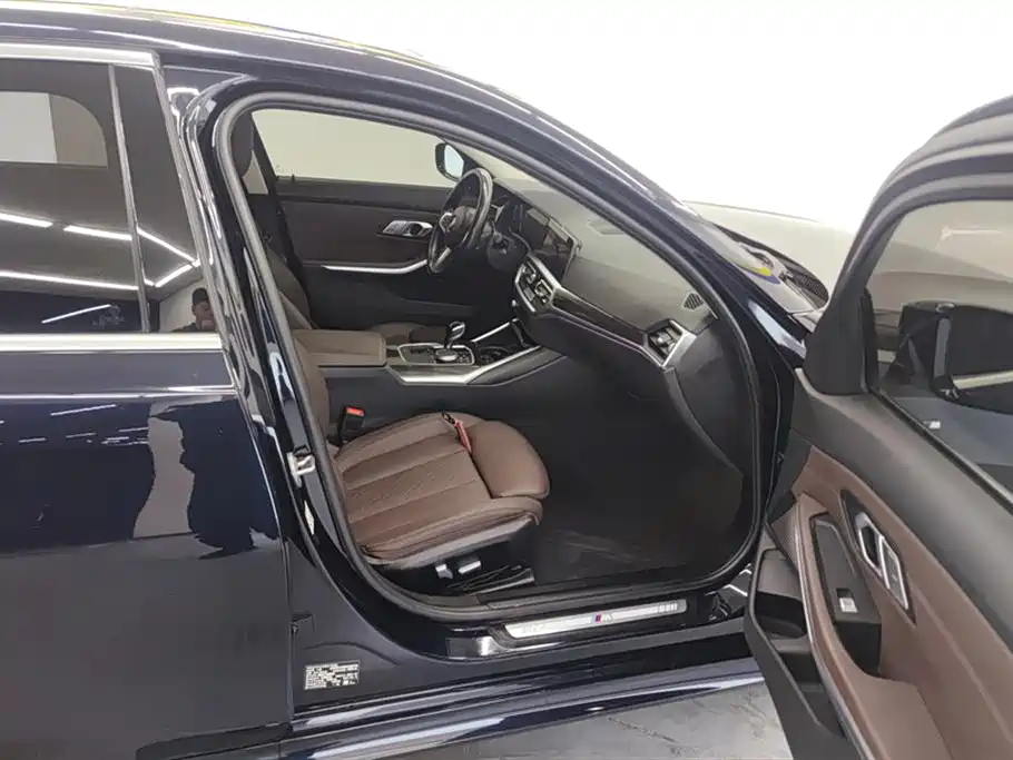BMW 3 Series 2022 325Li M Sport Package фото 8
