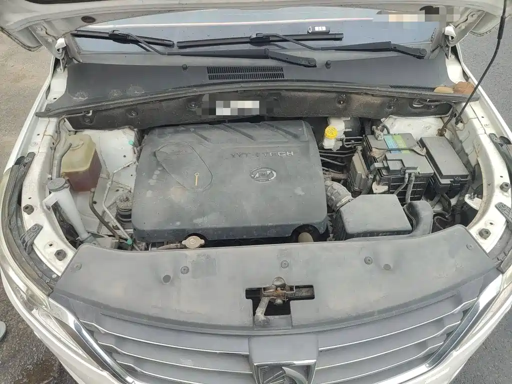 Baojun 560 2016 2016 1.8L iAMT Luxury