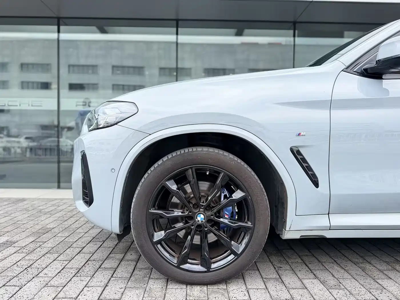 BMW X4 2022 Facelift xDrive 30i M Sport Shadow Edition фото 4