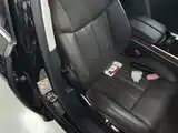 Фото 25 - Audi A8