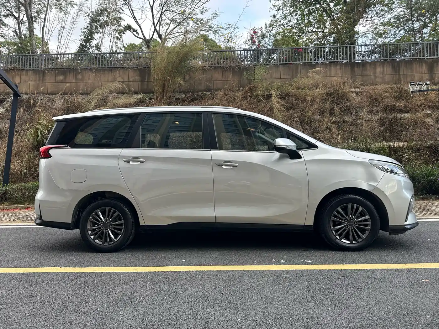 SAIC MAXUS CHASE G50