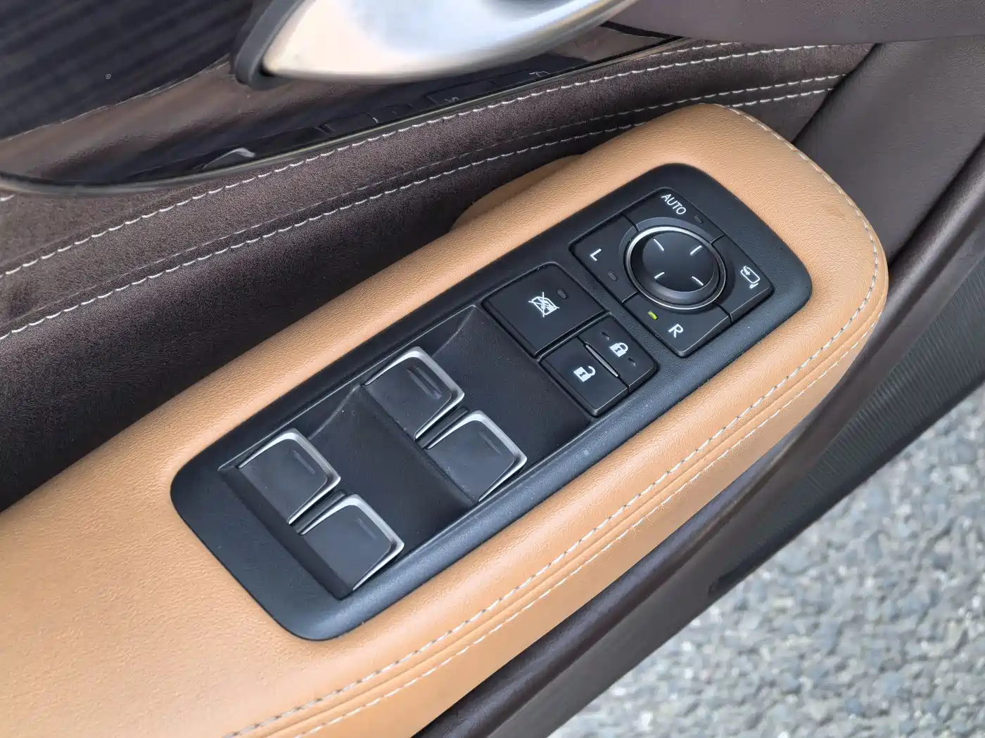 Lexus LS 2020 500h Excellence (China V) фото 21