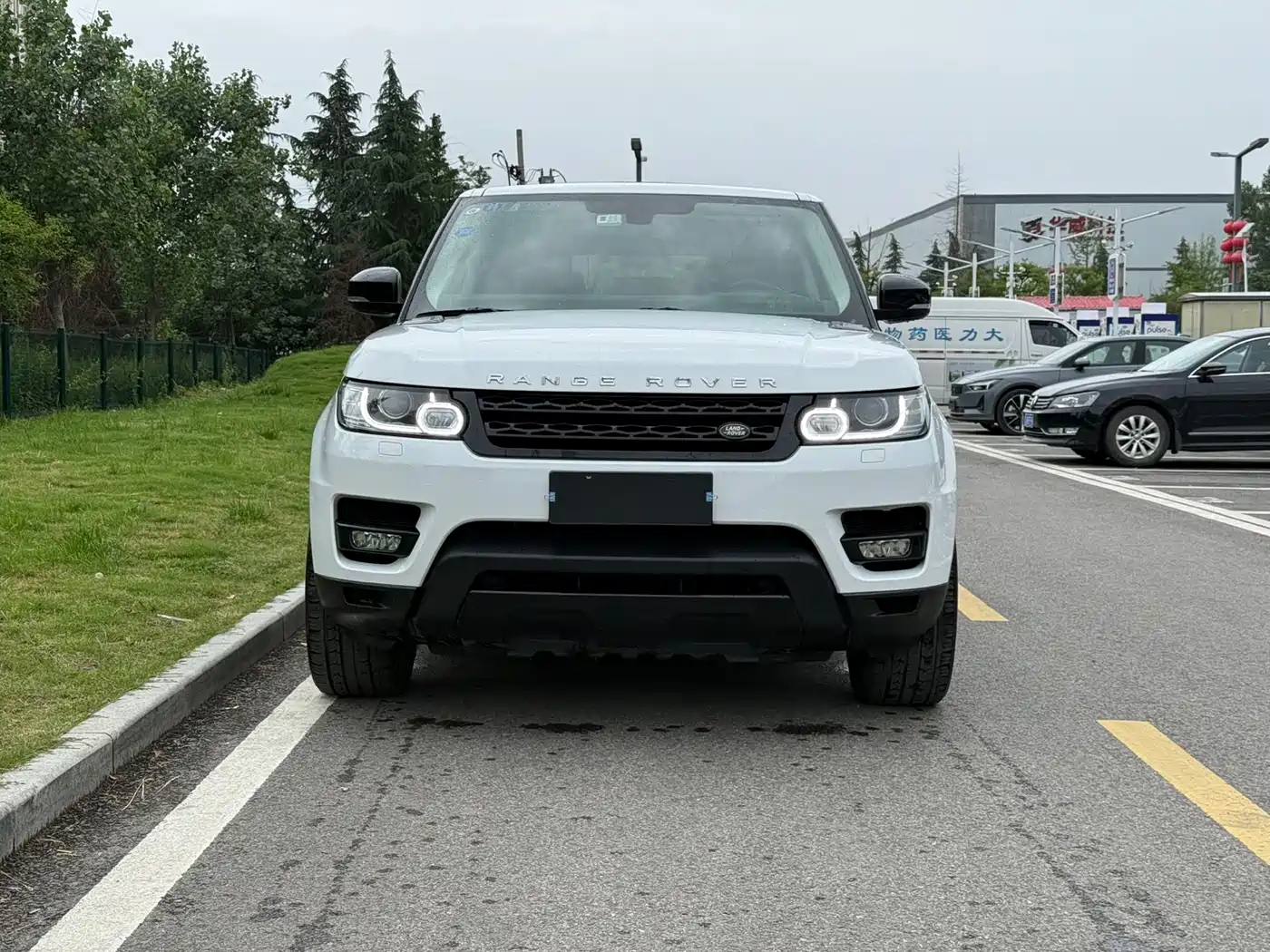 Land Rover Range Rover Sport 2014 3.0 SC V6 HSE DYNAMIC фото 2