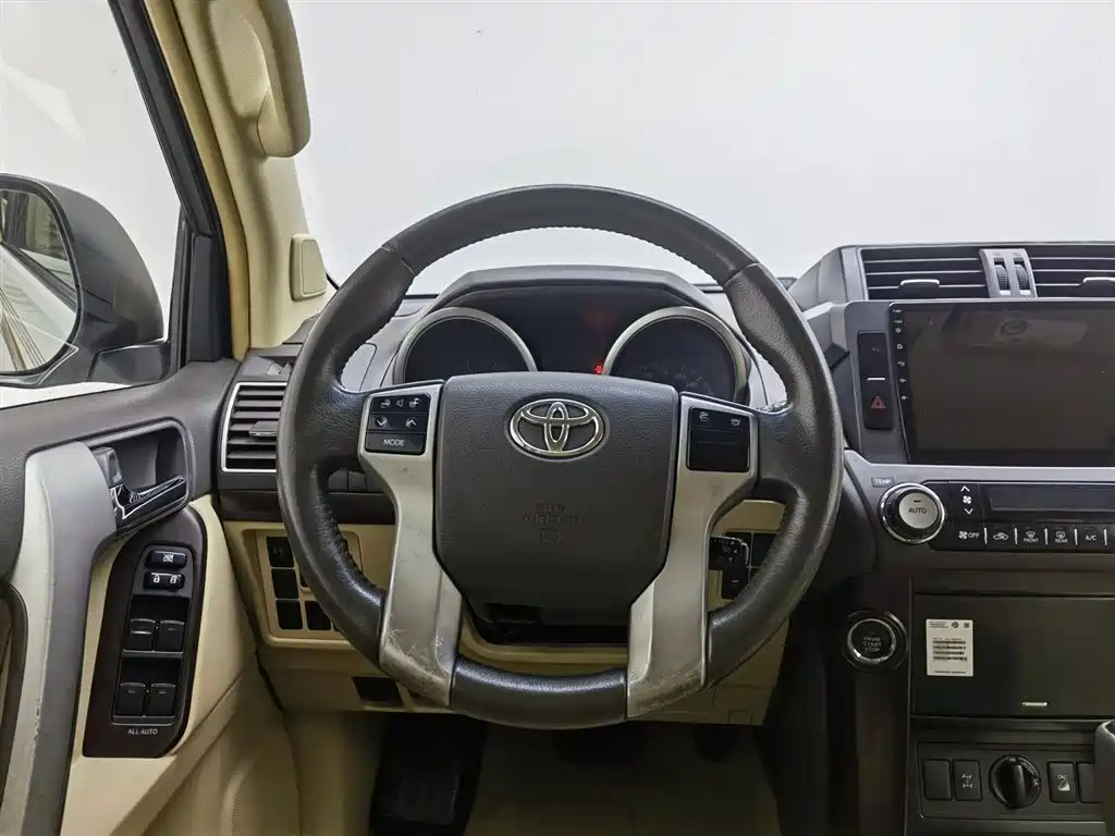 Toyota Prado 2016 3.5L Auto TX фото 11