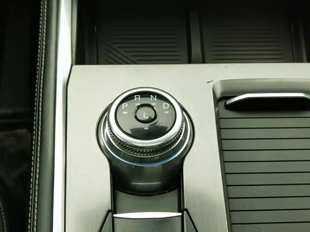 Ford Explorer, миниатюра 13