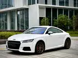 Фото 1 - Audi TT