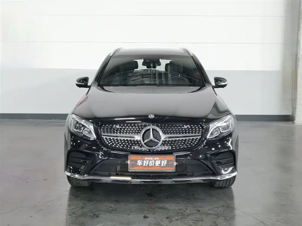 Mercedes-Benz GLC 2018 Facelift GLC 260 4MATIC Luxury фото 3