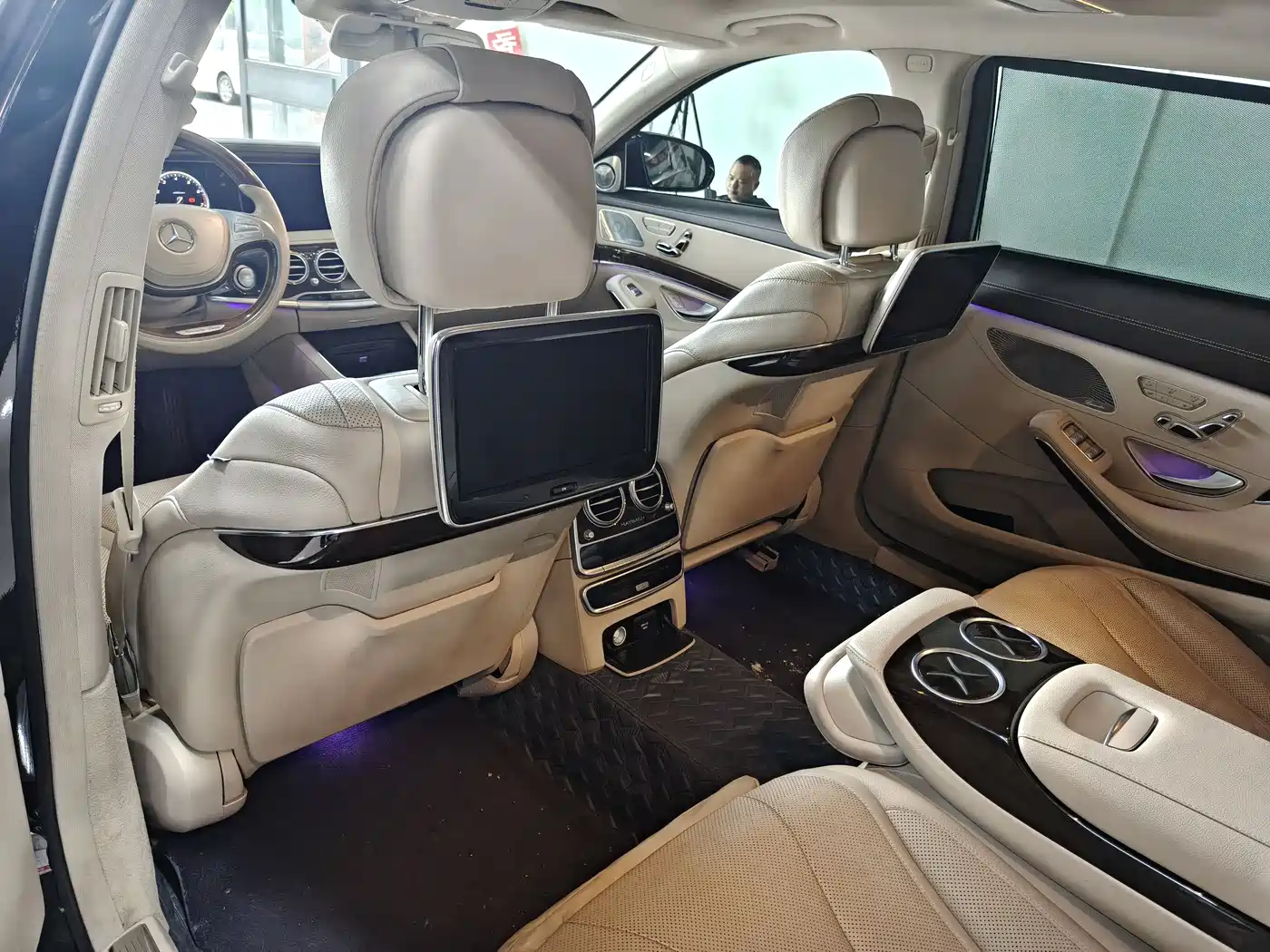 Mercedes-Benz Maybach S-Class 2015 S 400 4MATIC фото 17